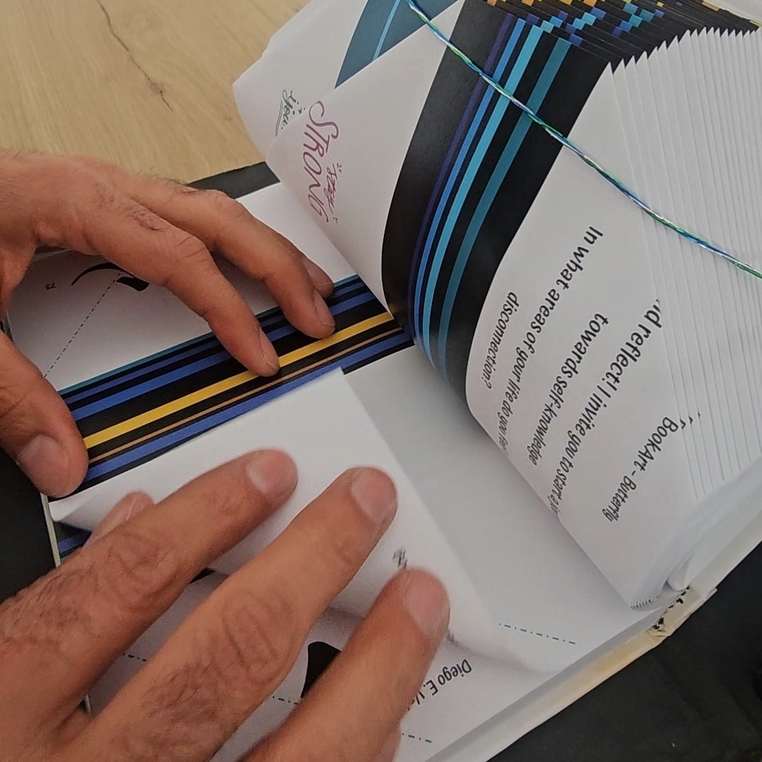 Book Folding Art For Everyone. Full-Color ‘Butterfly’. $49,9 USD