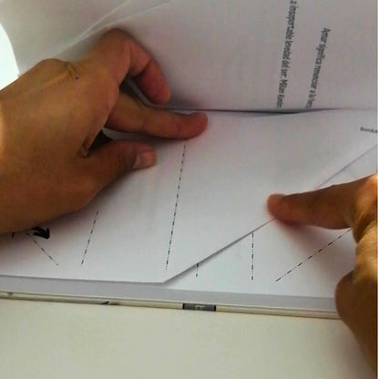 Book Folding Art For Everyone. ‘Doggy Footprint’. $19,9 USD