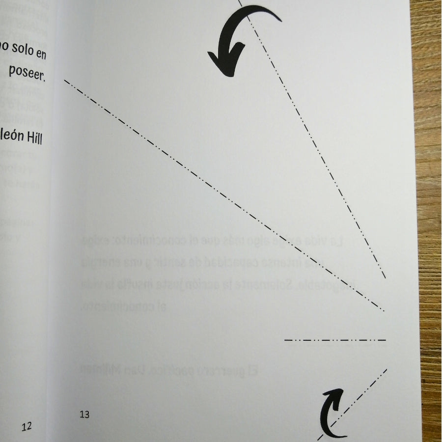 Book Folding Art For Everyone. ‘Doggy Footprint’. $19,9 USD